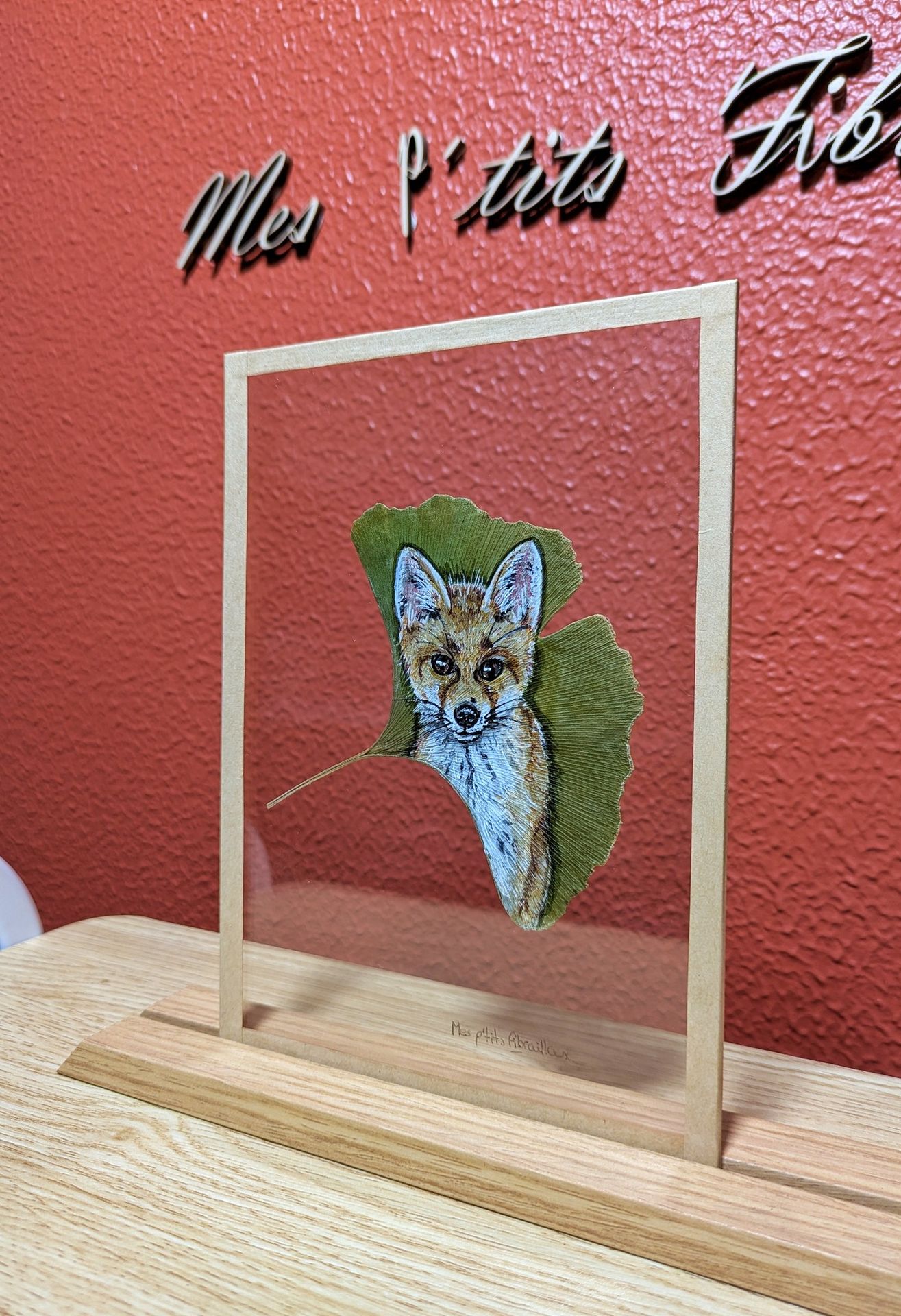 peinture animalière sur feuille de ginkgo